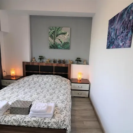 Cozy Deluxe - Old Town - Free Minibar Apartment *