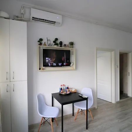 Апартаменты Cozy Deluxe - Old Town - Free Minibar