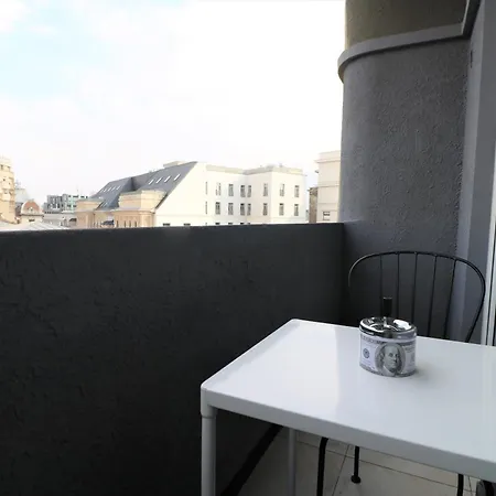Cozy Deluxe - Old Town - Free Minibar Appartement